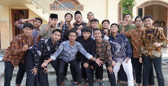 Alumni Pondok Blawe Terus Berkontribusi di Masyarakat