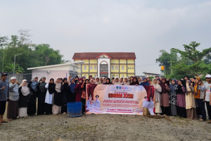 Santri Pondok Blawe Sukseskan Pencanangan BBGRM XXIII