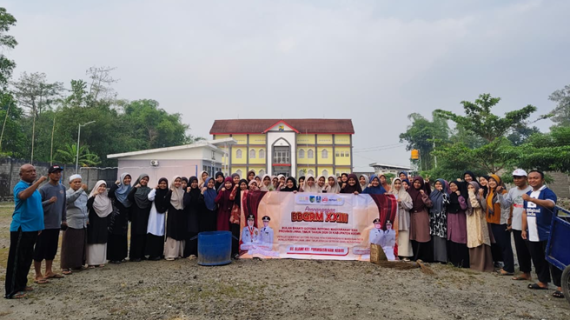Santri Pondok Blawe Sukseskan Pencanangan BBGRM XXIII